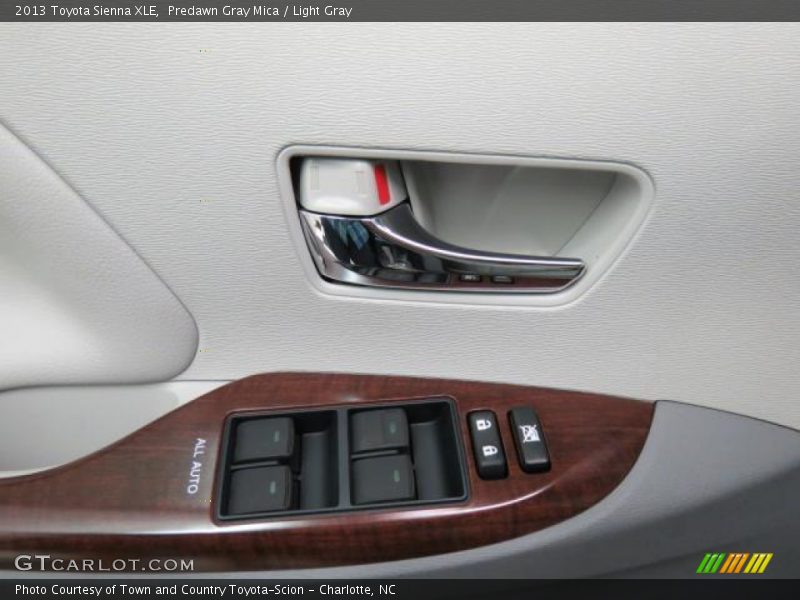 Predawn Gray Mica / Light Gray 2013 Toyota Sienna XLE