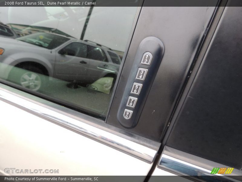 Dune Pearl Metallic / Camel 2008 Ford Taurus SEL