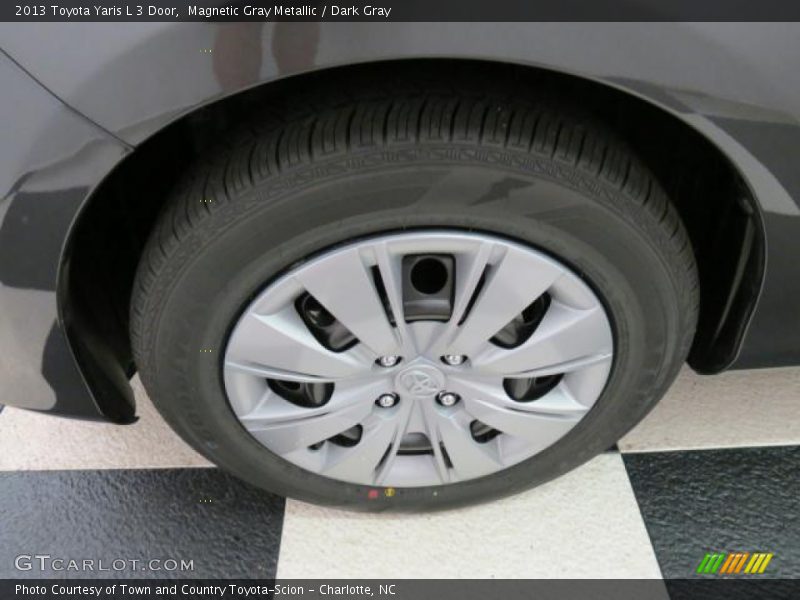 Magnetic Gray Metallic / Dark Gray 2013 Toyota Yaris L 3 Door