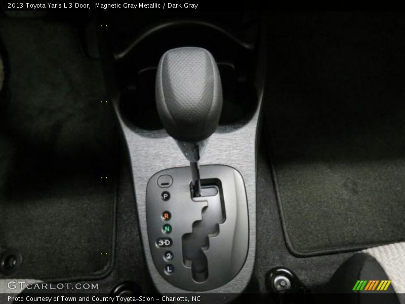 Magnetic Gray Metallic / Dark Gray 2013 Toyota Yaris L 3 Door