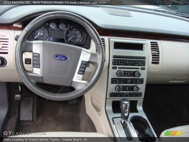 Dashboard of 2011 Flex SEL