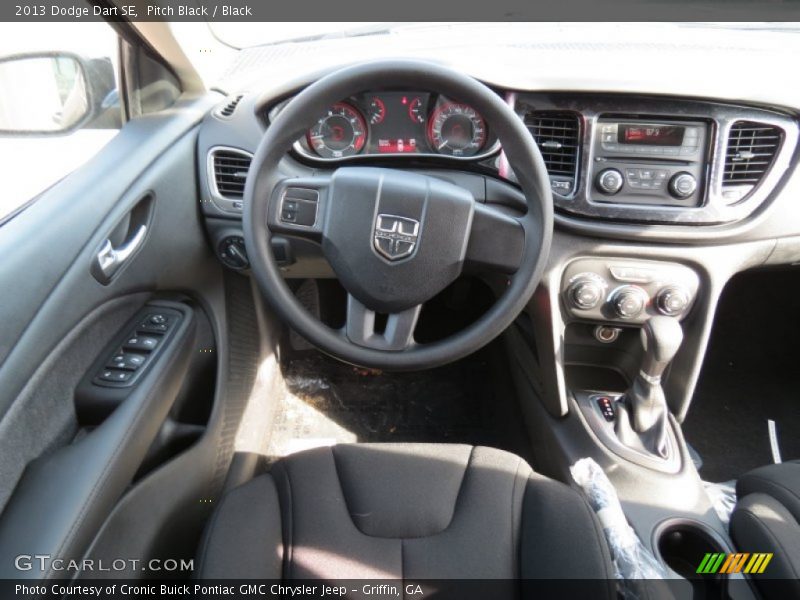 Pitch Black / Black 2013 Dodge Dart SE
