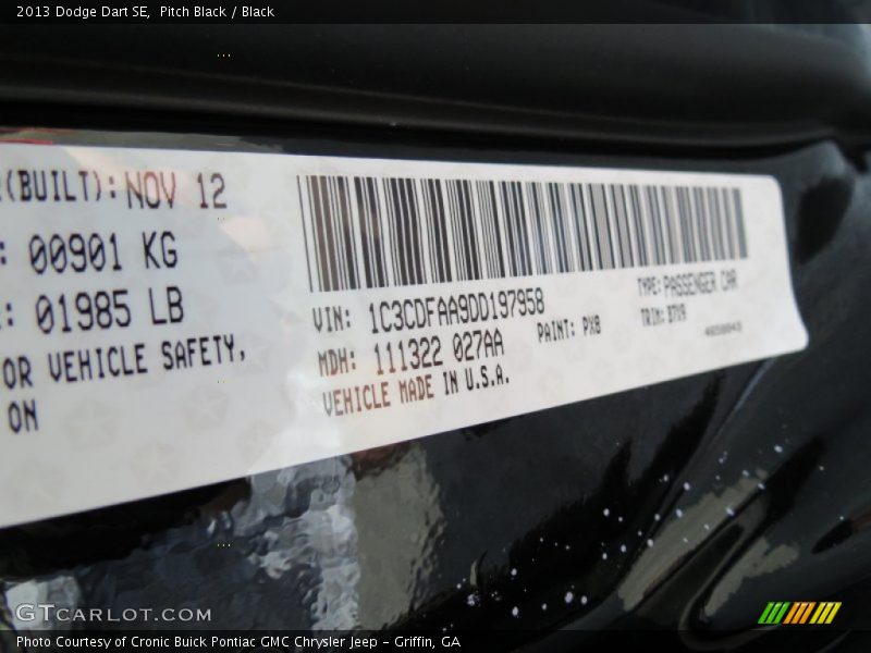Pitch Black / Black 2013 Dodge Dart SE