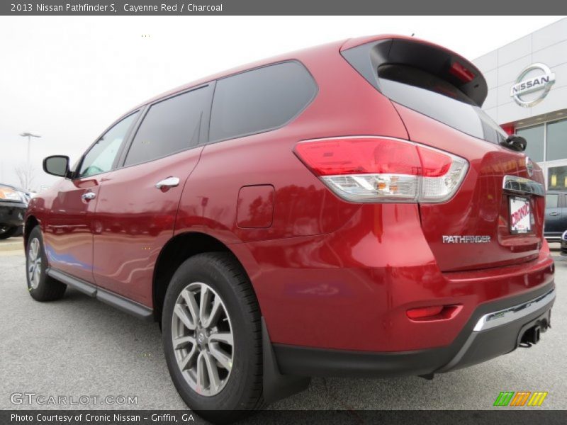 Cayenne Red / Charcoal 2013 Nissan Pathfinder S