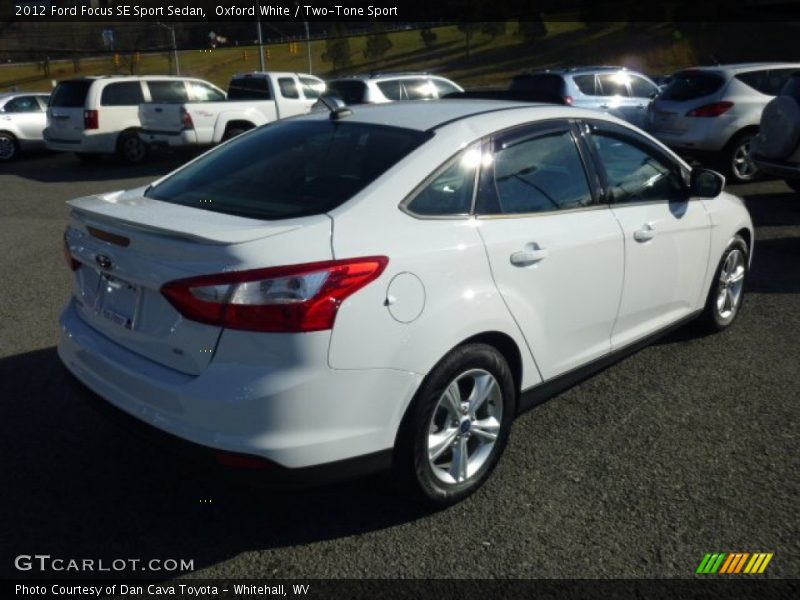 Oxford White / Two-Tone Sport 2012 Ford Focus SE Sport Sedan