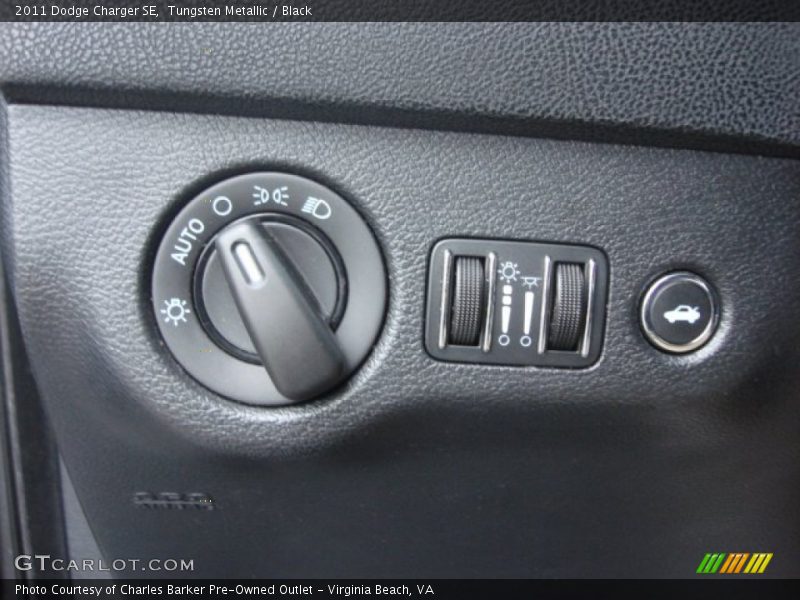 Tungsten Metallic / Black 2011 Dodge Charger SE