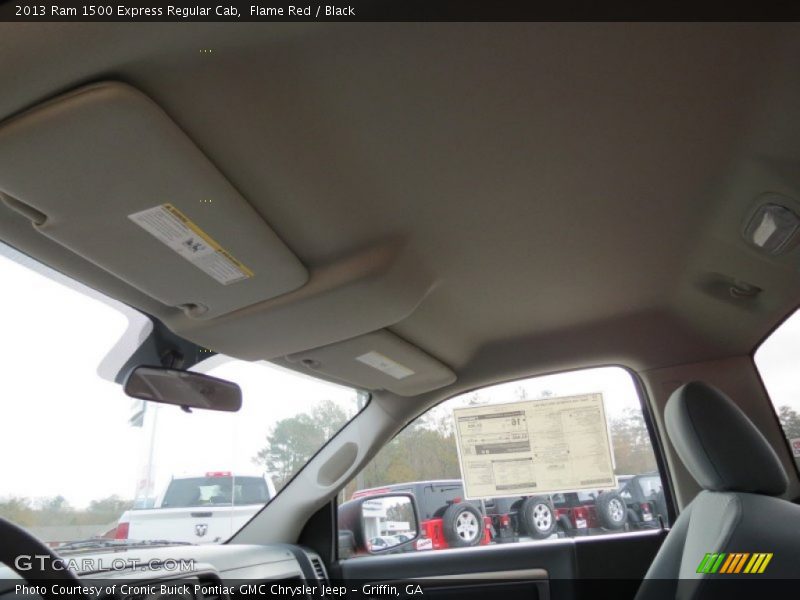 Flame Red / Black 2013 Ram 1500 Express Regular Cab