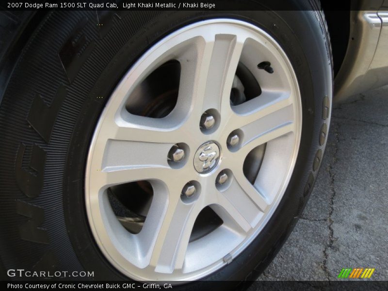 Light Khaki Metallic / Khaki Beige 2007 Dodge Ram 1500 SLT Quad Cab