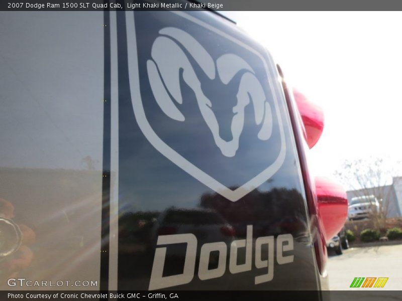 Light Khaki Metallic / Khaki Beige 2007 Dodge Ram 1500 SLT Quad Cab
