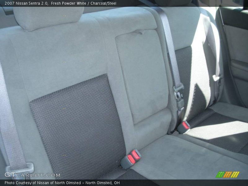 Fresh Powder White / Charcoal/Steel 2007 Nissan Sentra 2.0