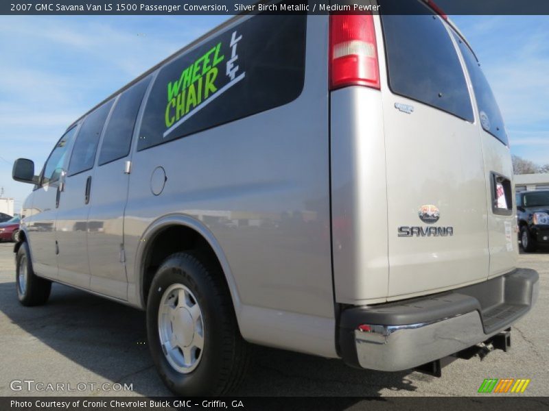 Silver Birch Metallic / Medium Pewter 2007 GMC Savana Van LS 1500 Passenger Conversion