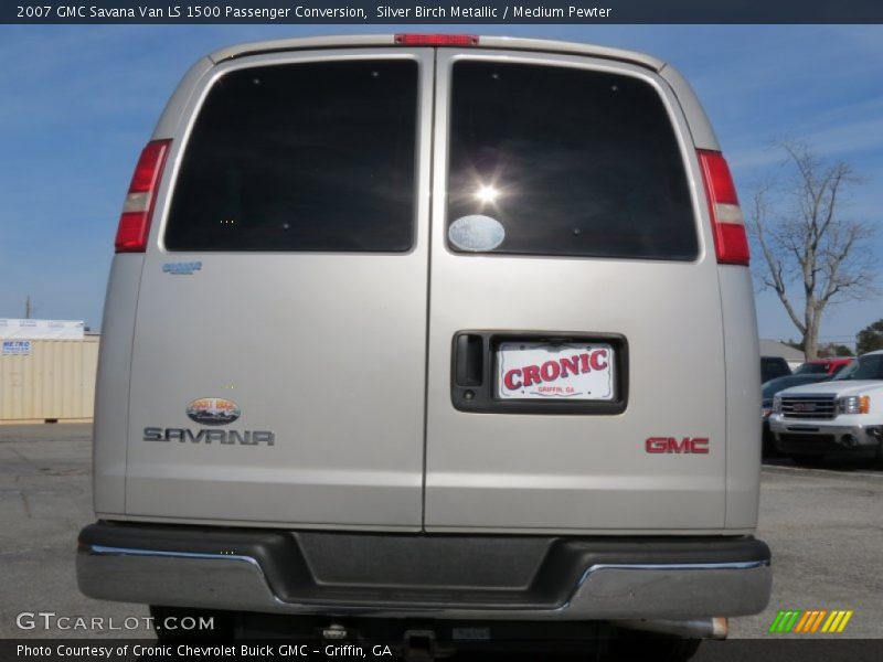 Silver Birch Metallic / Medium Pewter 2007 GMC Savana Van LS 1500 Passenger Conversion