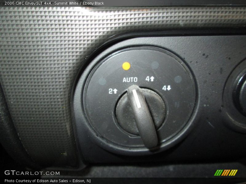 Summit White / Ebony Black 2006 GMC Envoy SLT 4x4