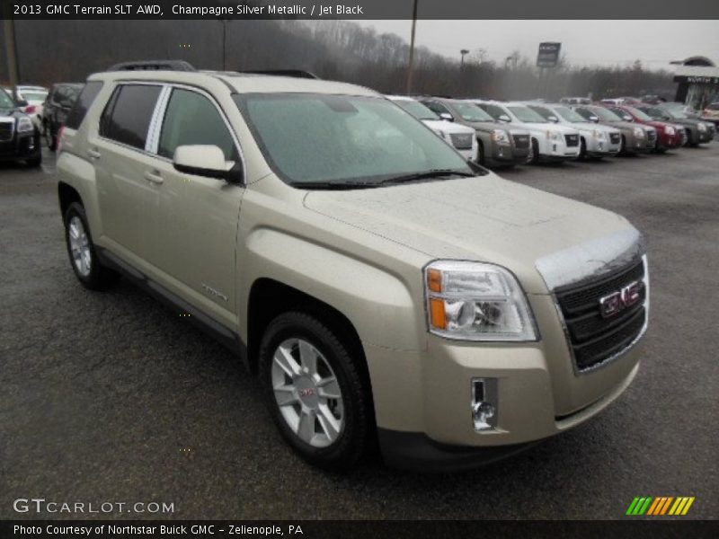 Front 3/4 View of 2013 Terrain SLT AWD