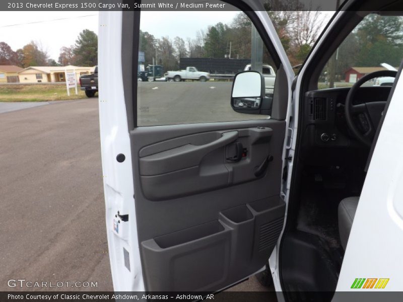 Summit White / Medium Pewter 2013 Chevrolet Express 1500 Cargo Van