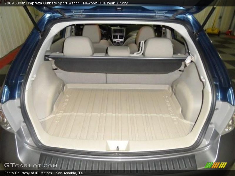 Newport Blue Pearl / Ivory 2009 Subaru Impreza Outback Sport Wagon