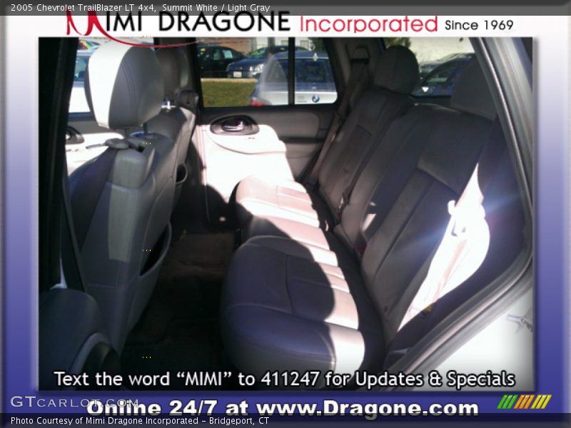 Summit White / Light Gray 2005 Chevrolet TrailBlazer LT 4x4