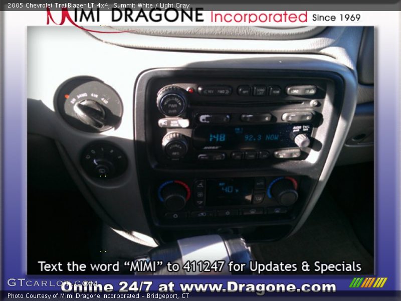 Summit White / Light Gray 2005 Chevrolet TrailBlazer LT 4x4