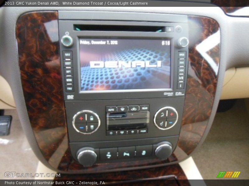 White Diamond Tricoat / Cocoa/Light Cashmere 2013 GMC Yukon Denali AWD