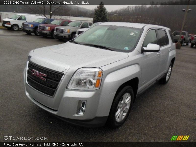 Front 3/4 View of 2013 Terrain SLE AWD