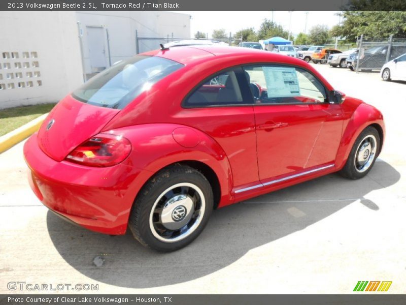 Tornado Red / Titan Black 2013 Volkswagen Beetle 2.5L