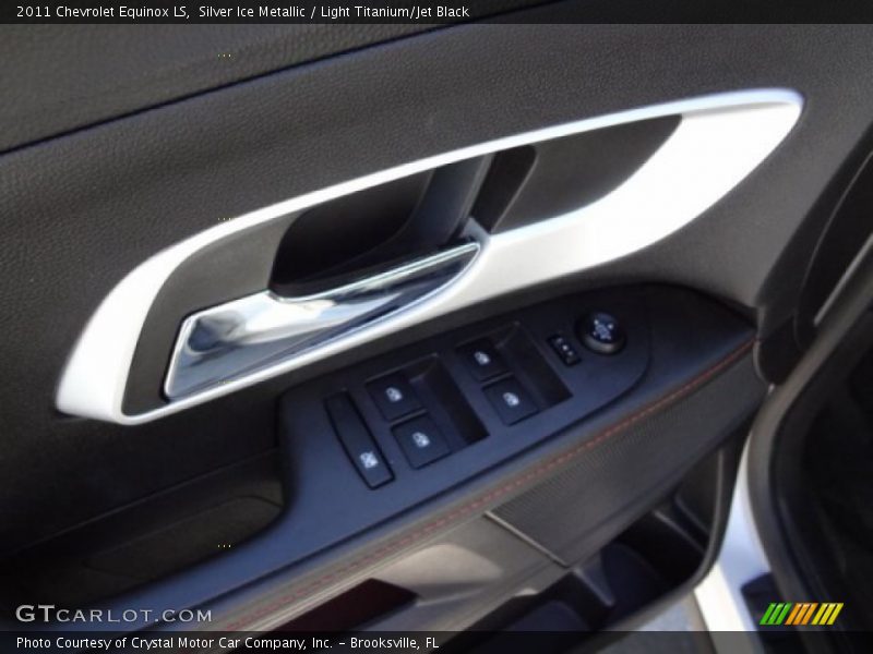 Silver Ice Metallic / Light Titanium/Jet Black 2011 Chevrolet Equinox LS