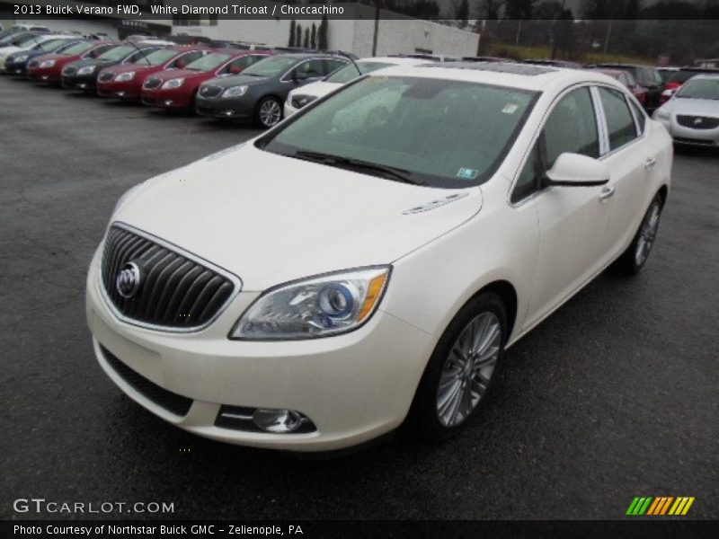 White Diamond Tricoat / Choccachino 2013 Buick Verano FWD