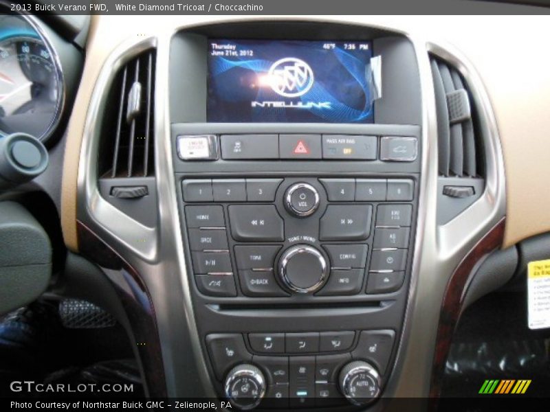 White Diamond Tricoat / Choccachino 2013 Buick Verano FWD