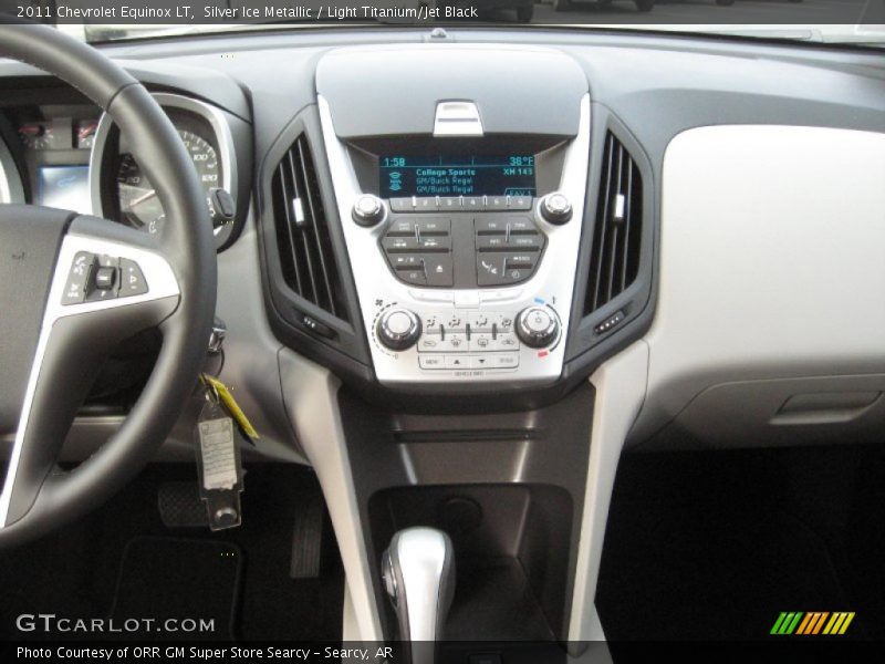Silver Ice Metallic / Light Titanium/Jet Black 2011 Chevrolet Equinox LT