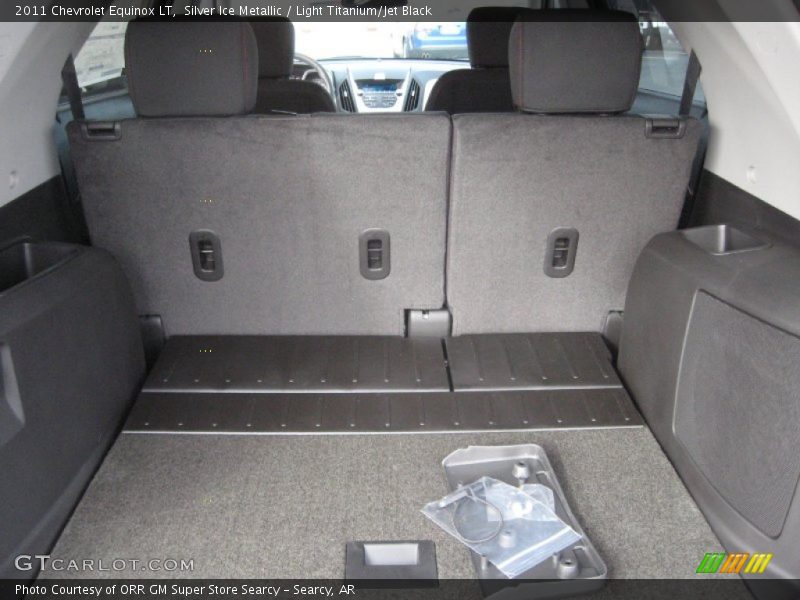 Silver Ice Metallic / Light Titanium/Jet Black 2011 Chevrolet Equinox LT