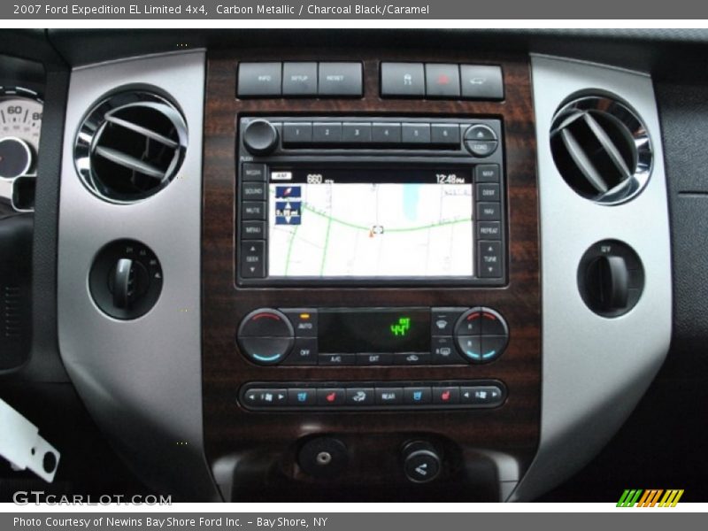 Controls of 2007 Expedition EL Limited 4x4