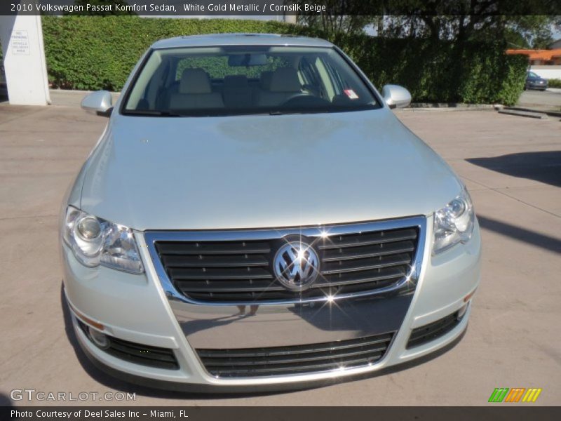 White Gold Metallic / Cornsilk Beige 2010 Volkswagen Passat Komfort Sedan