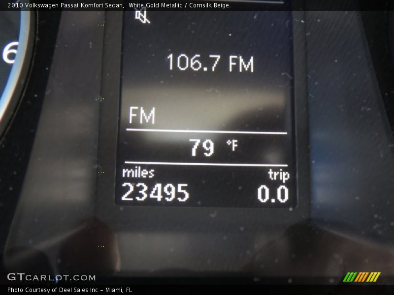 White Gold Metallic / Cornsilk Beige 2010 Volkswagen Passat Komfort Sedan