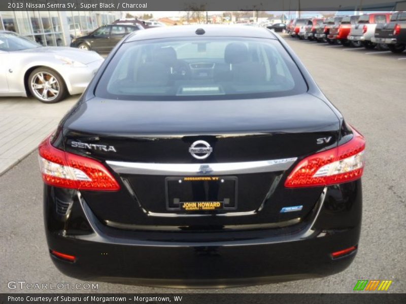 Super Black / Charcoal 2013 Nissan Sentra SV