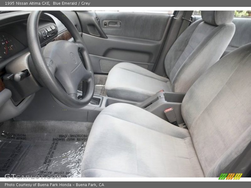 Blue Emerald / Grey 1995 Nissan Altima GXE