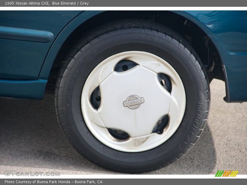  1995 Altima GXE Wheel