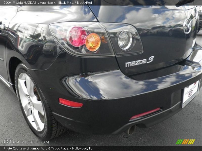 Black Mica / Black/Red 2004 Mazda MAZDA3 s Hatchback