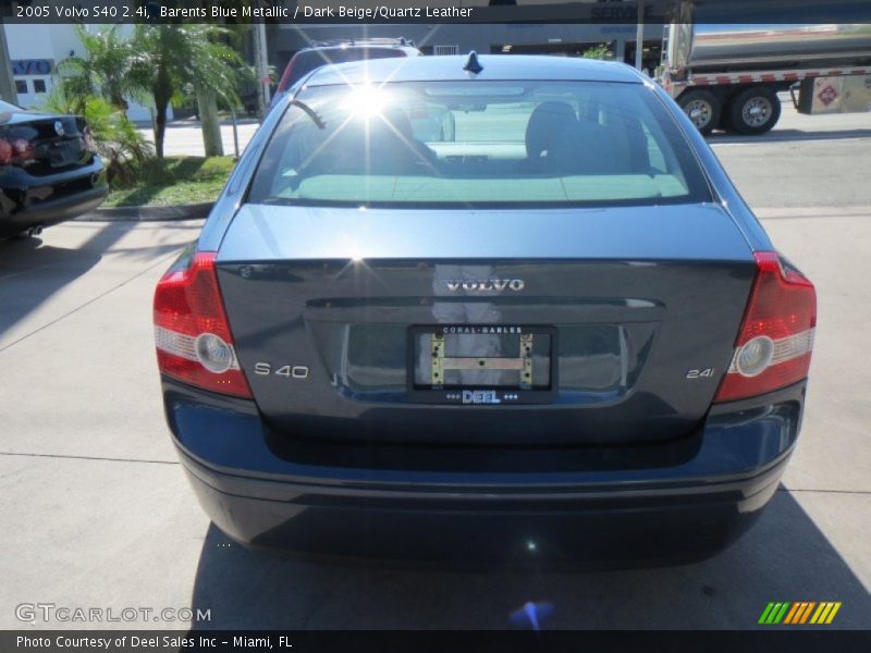 Barents Blue Metallic / Dark Beige/Quartz Leather 2005 Volvo S40 2.4i
