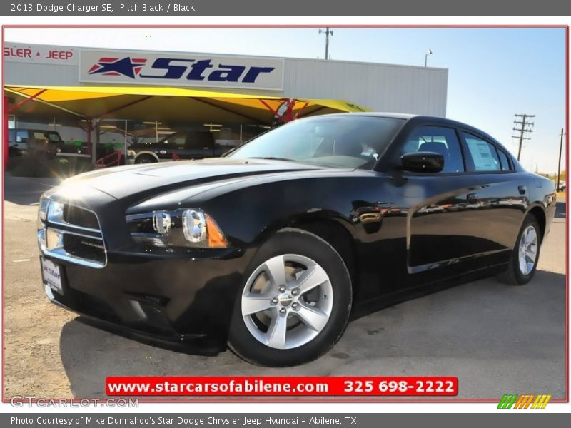 Pitch Black / Black 2013 Dodge Charger SE