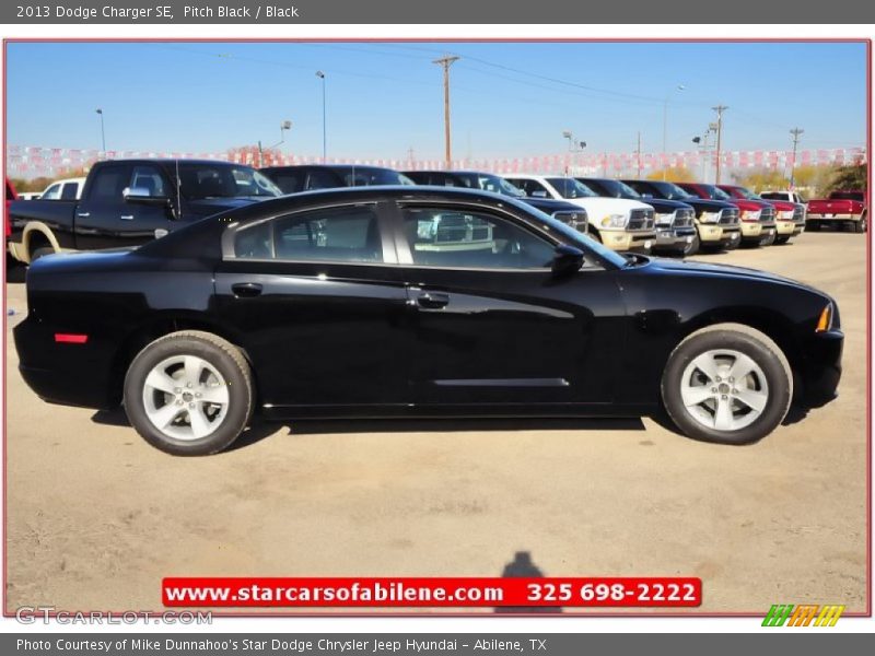 Pitch Black / Black 2013 Dodge Charger SE