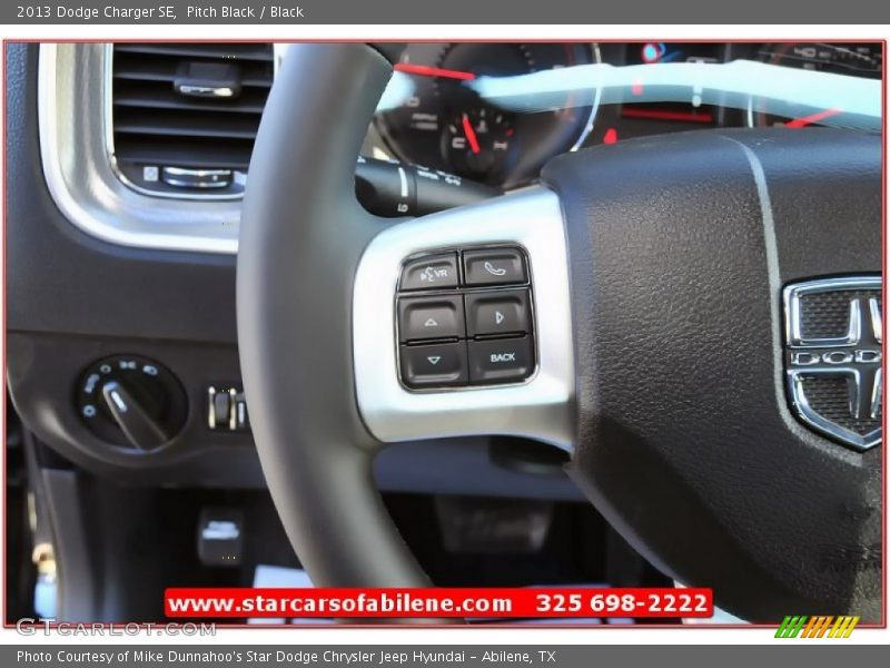 Pitch Black / Black 2013 Dodge Charger SE