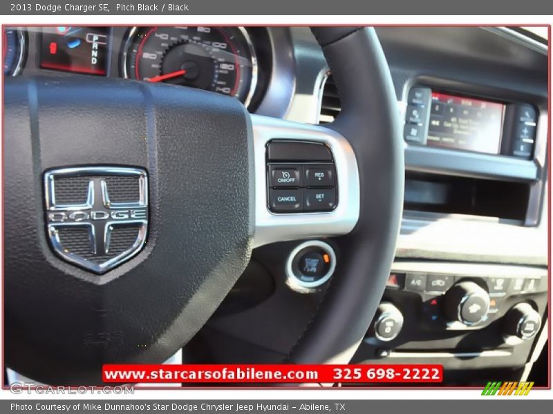 Pitch Black / Black 2013 Dodge Charger SE