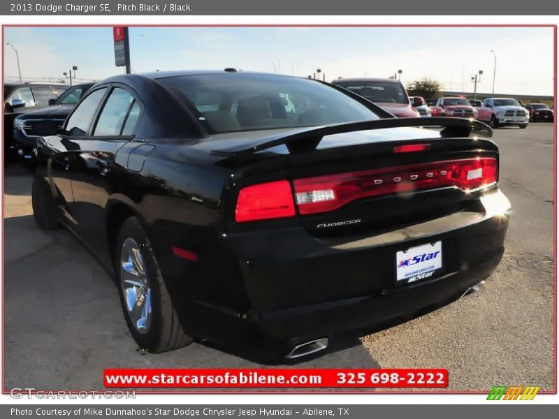 Pitch Black / Black 2013 Dodge Charger SE