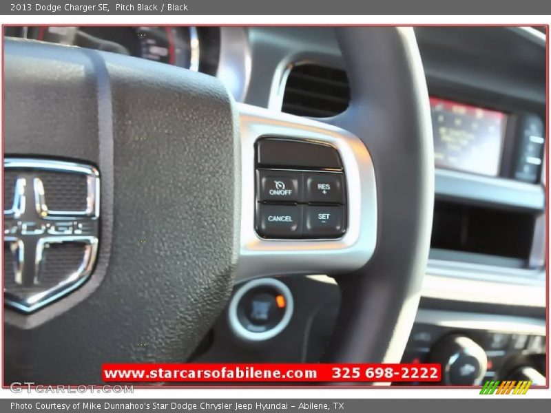 Pitch Black / Black 2013 Dodge Charger SE