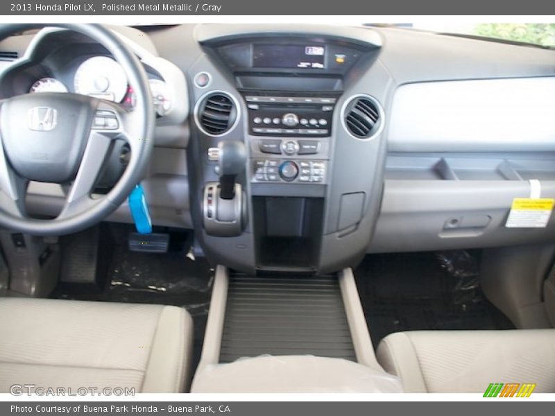 Polished Metal Metallic / Gray 2013 Honda Pilot LX