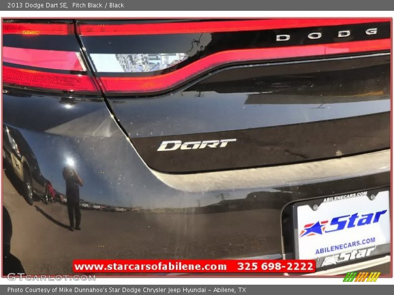 Pitch Black / Black 2013 Dodge Dart SE