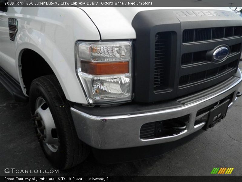 Oxford White / Medium Stone 2009 Ford F350 Super Duty XL Crew Cab 4x4 Dually