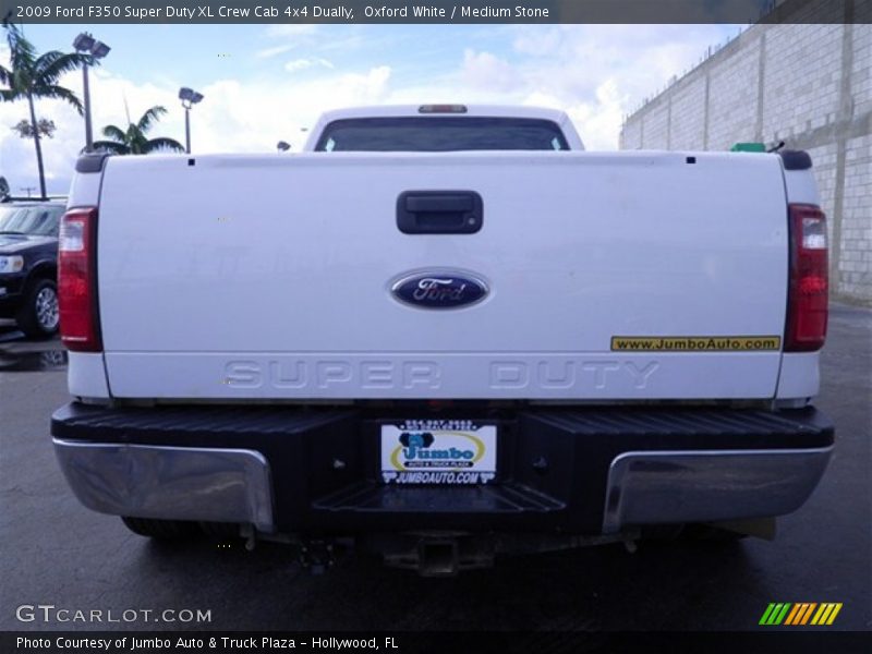 Oxford White / Medium Stone 2009 Ford F350 Super Duty XL Crew Cab 4x4 Dually
