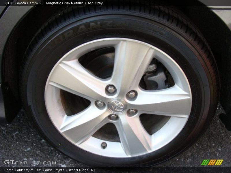Magnetic Gray Metallic / Ash Gray 2010 Toyota Camry SE