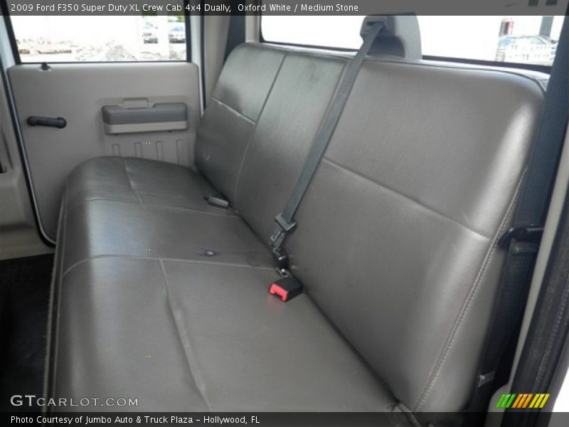 Oxford White / Medium Stone 2009 Ford F350 Super Duty XL Crew Cab 4x4 Dually